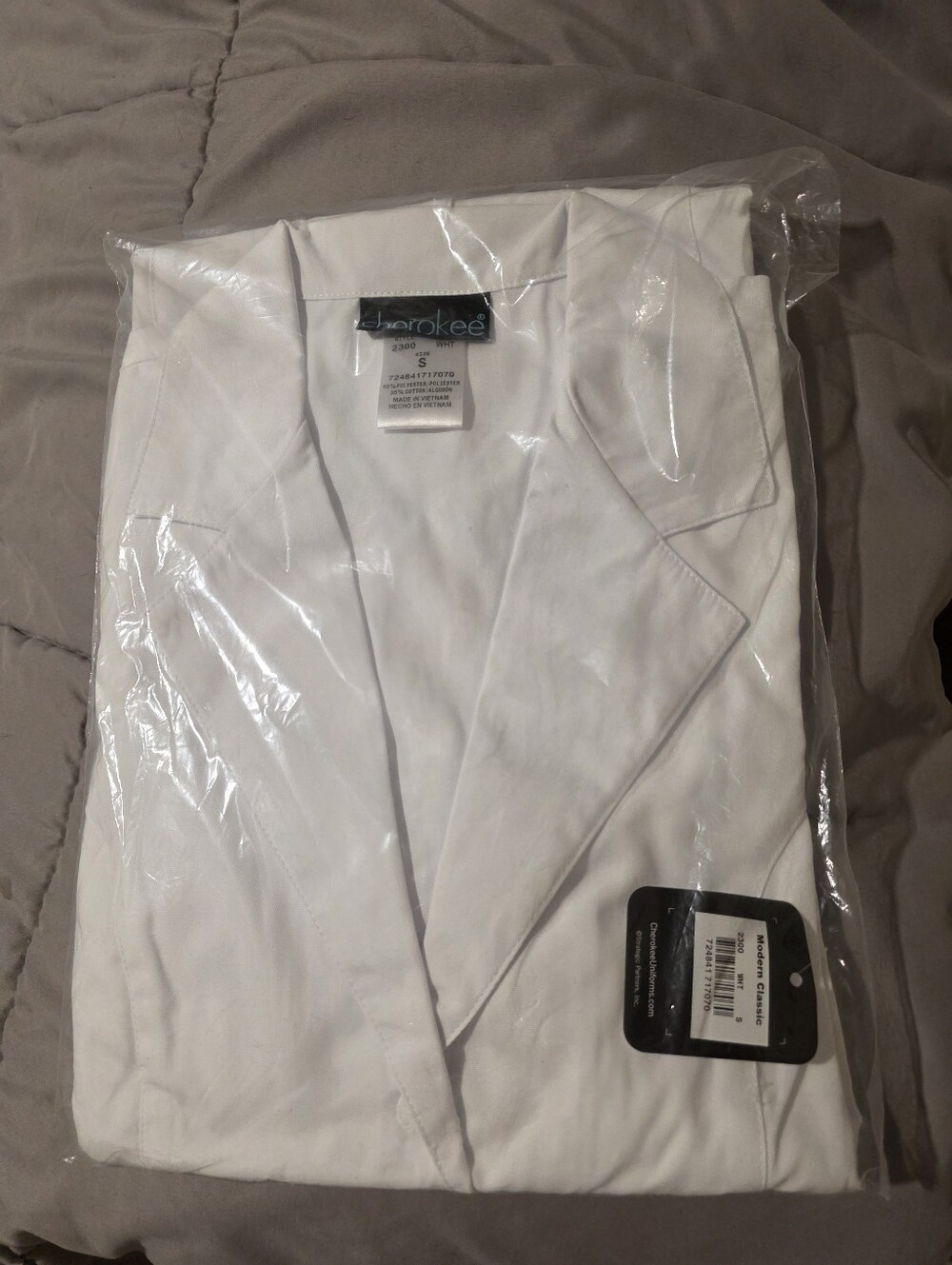Cherokee Women's Fashion White Lab Coat 2 Count